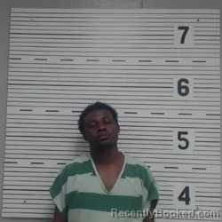 Mugshot of DEONDRE J JOHNSON