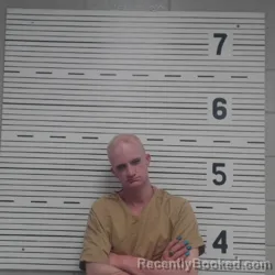 Mugshot of QUINON EARL LITTLE