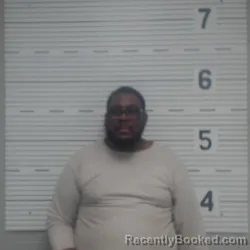 Mugshot of Wayne Ishaun Lynn booked in Lawrence County, Alabama on August 31, 2026