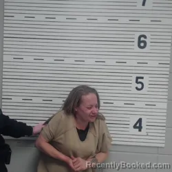 Mugshot of VICTORIA ELIZABETH MOORE