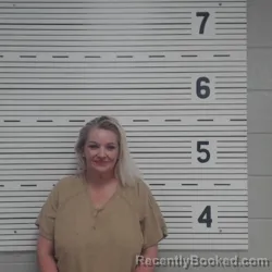 Mugshot of KATHRYNE ALISBETH REEVES booked in Lawrence County, Alabama on June 5, 2026
