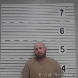 Mugshot of ADAM JESSY DEAN WARREN booked in Lawrence County, Alabama on April 2, 2026