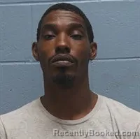 Mugshot of JARQUAVIOUS LASHON DARDEN booked in Lee County, Alabama on June 21, 2026