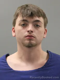 Mugshot of HUNTER WAYNE DAVIS