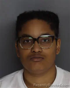Mugshot of Mikyah Oni Davis booked in Berkeley County, South Carolina on July 2, 2026