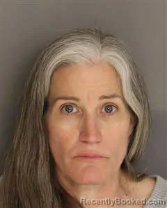 Mugshot of Traci-Lin DuBeau