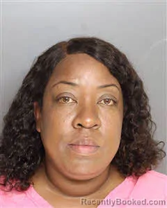 Mugshot of Latoya Deonne Jefferson booked in Berkeley County, South Carolina on July 1, 2026