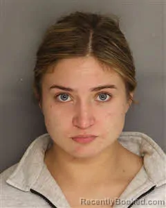 Mugshot of Courtney Morris