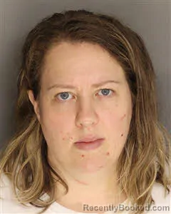 Mugshot of Maggie Ann Mullins