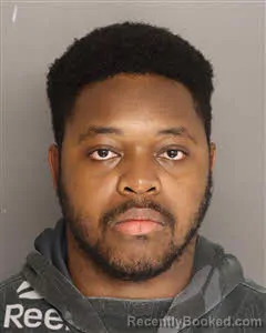Mugshot of Dea'von Tyleek Scott