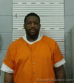 Mugshot of DECARI SHINE