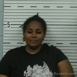 Mugshot of JANEICIA SIMMONS