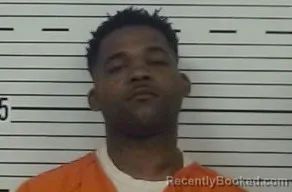 Mugshot of QUINTRELL SIMMONS booked in Lowndes County, Alabama on April 17, 2026