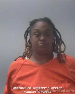 Mugshot of SABRINA M OLIVER