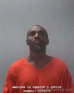 Mugshot of HOWARD E PINCHON