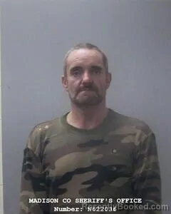 Mugshot of MICHAEL L OLIVER