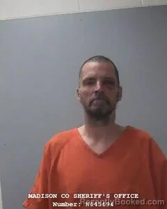 Mugshot of NATHAN L VICKERS