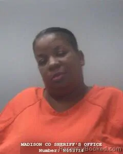 Mugshot of NIVEA S SUMMERS