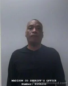 Mugshot of HOWARD F BEECHER