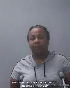 Mugshot of HEATHER D POPE