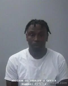 Mugshot of MARCUS D ROBINSON
