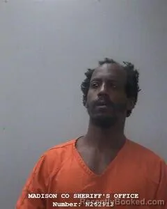 Mugshot of DERRICK O WOODRUFF