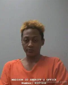 Mugshot of JASMINE S REID