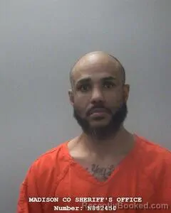 Mugshot of XAVIER E FREEMAN