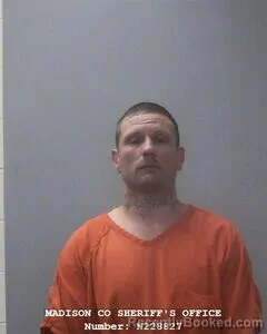 Mugshot of DANIEL T STRAATMAN