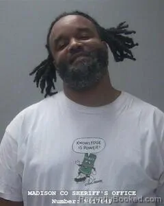 Mugshot of MICHAEL W GREER