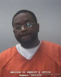 Mugshot of JUSTIN D ROBINSON