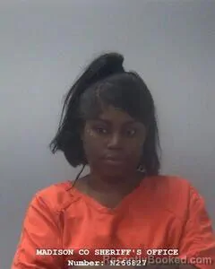 Mugshot of DIAMBRIA C HUMPHREY