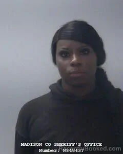 Mugshot of TYRA N HEWLETT