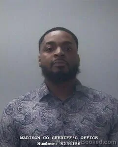 Mugshot of DARONTE L WARD booked in Madison County, Alabama on April 17, 2026