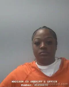 Mugshot of AALIYA M CLAYBORN