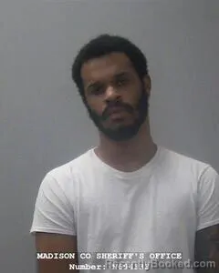 Mugshot of RAYMOND L WOODS