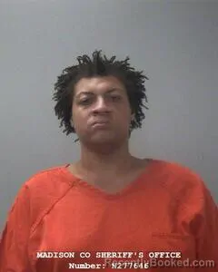 Mugshot of DONNOVON D HOPE