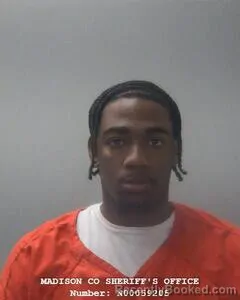 Mugshot of JAYLON R GIBBS