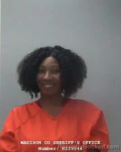 Mugshot of DANIELLE M BANKS