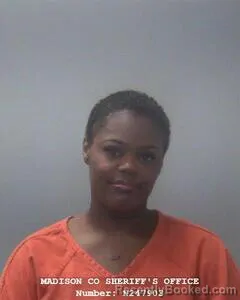 Mugshot of DAWNTERRIA L WILSON
