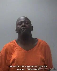 Mugshot of CHRISTOPHER L SMITH