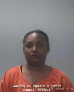 Mugshot of KHALIAH B SCOTT