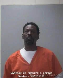 Mugshot of ANTONOIUS J REYNOLDS