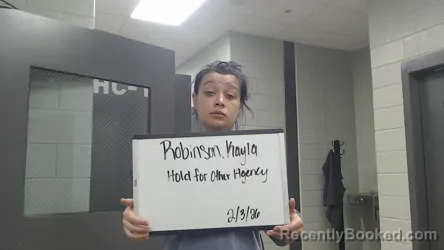 Mugshot of KAYLA ROBINSON