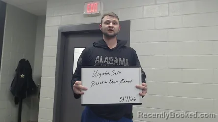 Mugshot of SETH WIGINTON