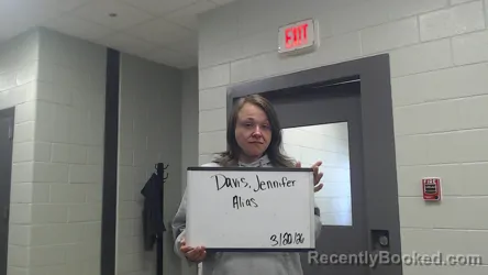 Mugshot of JENNIFER DAVIS
