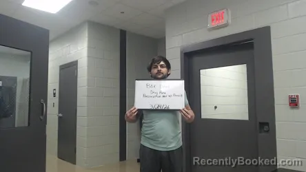 Mugshot of DYLAN BOX