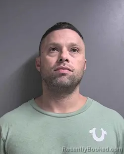 Mugshot of SEAN ALAN LEWIS