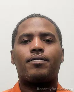 Mugshot of CURTIS DEVONTAY BROWN