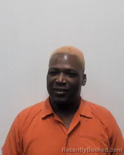 Mugshot of CURTIS JERMALE FOXHALL